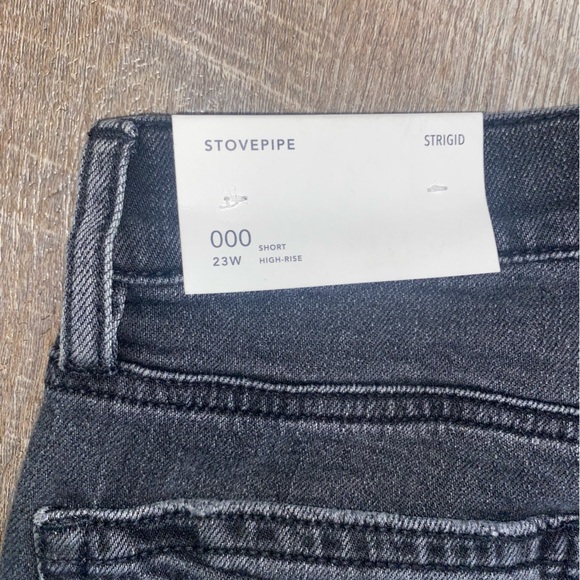 AE Strigid High-Waisted Stovepipe Jean in black. Sz 000 (23W) short - Picture 10 of 10